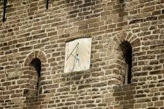 121