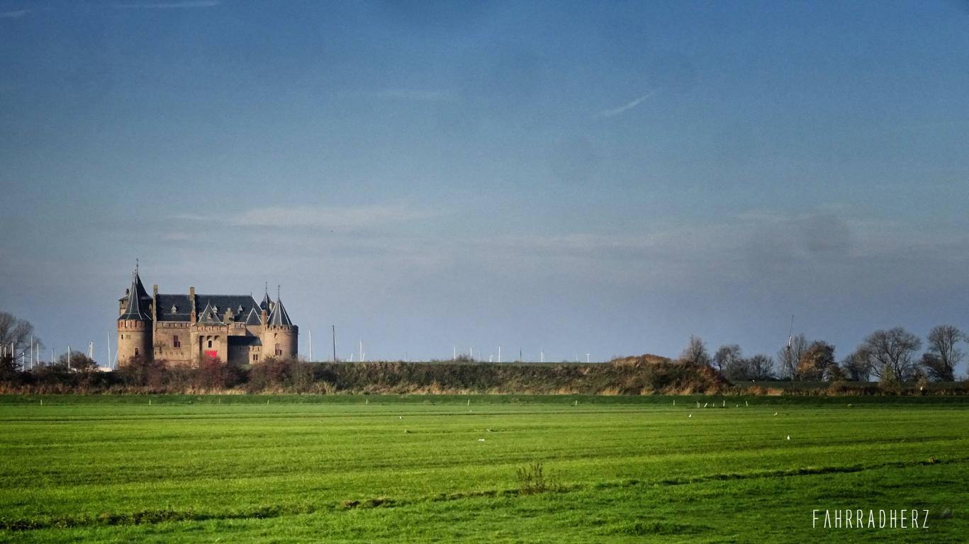 Tour-Naarden-12